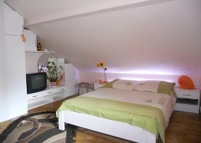 Goscinne Anna Homestay szállás *